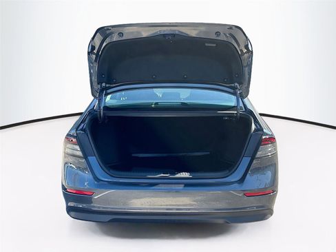 Certified 2023 Honda Accord LX image 27