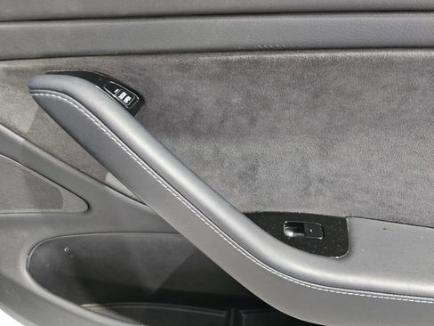 Used 2020 Tesla Model 3 Long Range AWD/4WD image 8