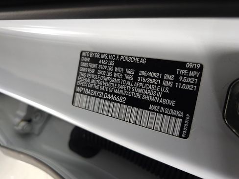 Used 2020 Porsche Cayenne AWD/4WD image 38