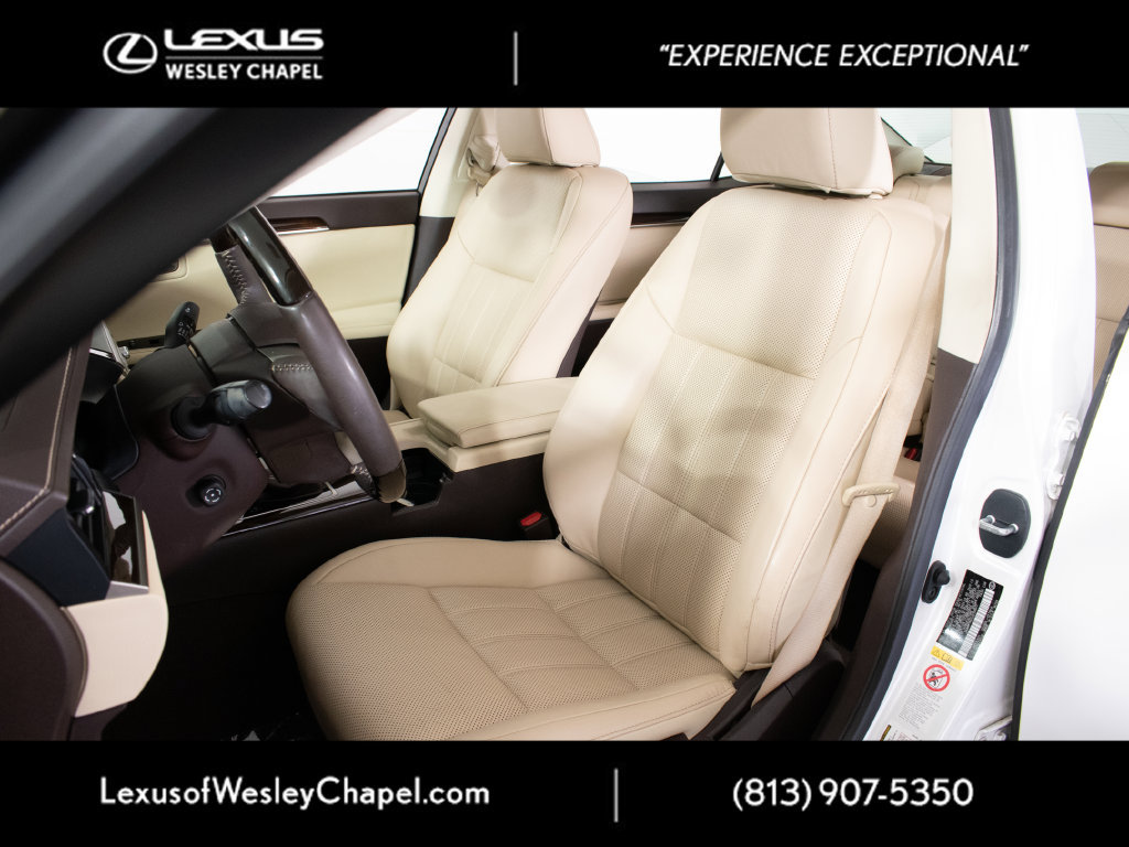 Used 2018 Lexus ES 350 w/ Luxury Package w/Wood Trim FWD image 13