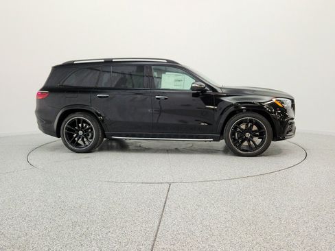 New 2026 Mercedes-Benz GLS 580 4MATIC image 4