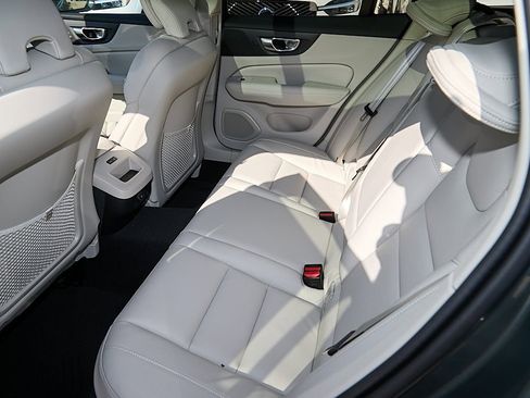 New 2026 Volvo V60 B5 Cross Country Plus w/ Climate Package image 19