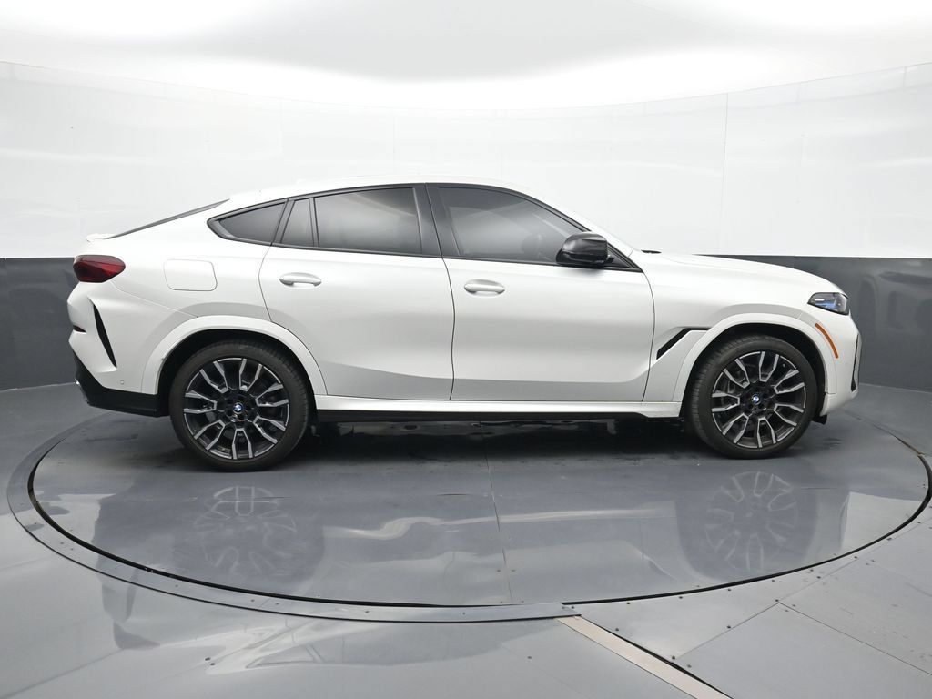 Used 2024 BMW X6 xDrive40i AWD/4WD image 19