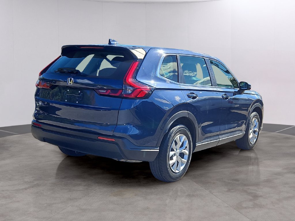 Used 2024 Honda CR-V LX image 4