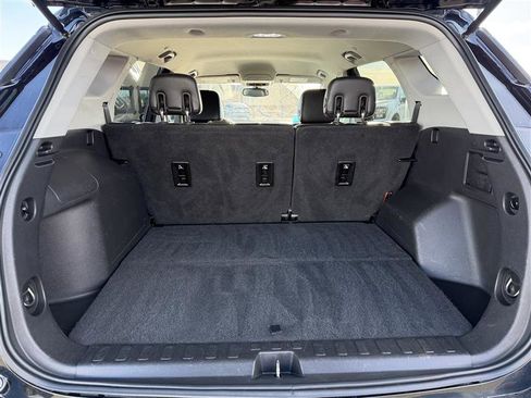 Used 2019 GMC Terrain SLT image 13