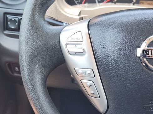 Used 2016 Nissan Versa S FWD image 26