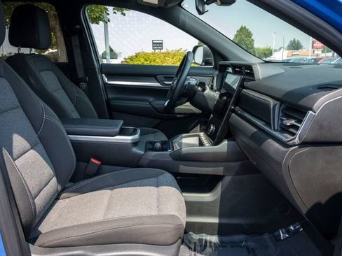 Certified 2026 GMC Terrain Elevation AWD/4WD image 7