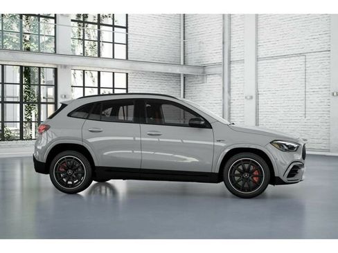 New 2026 Mercedes-Benz GLA 35 AMG 4MATIC image 16