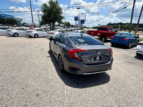 Used 2019 Honda Civic EX image 24