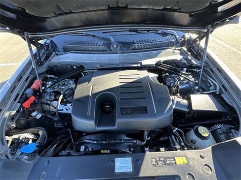 Used 2020 Land Rover Defender 110 X image 27