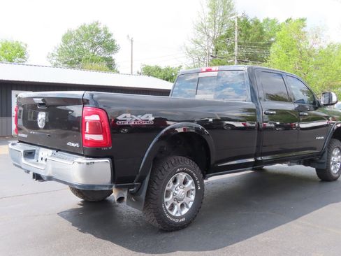 Used 2022 RAM 2500 Laramie AWD/4WD image 16