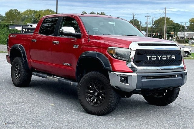 Used 2014 Toyota Tundra Limited w/ Limited Premium Package AWD/4WD image 2