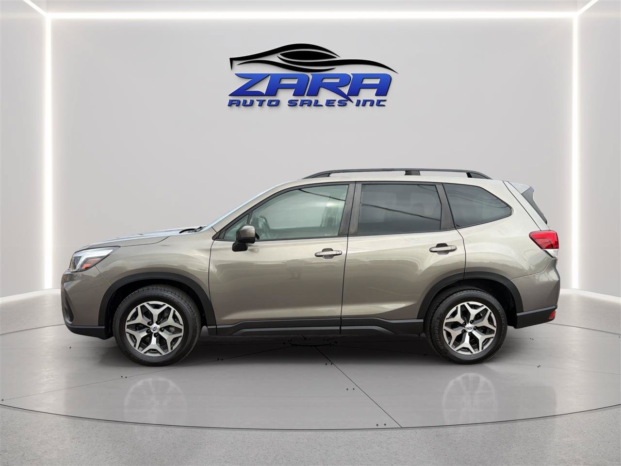 Used 2020 Subaru Forester Premium AWD/4WD image 4