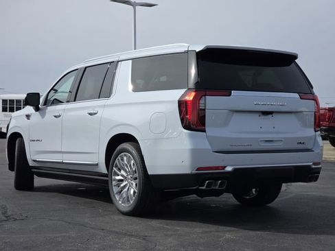 New 2026 GMC Yukon XL Denali w/ Denali Reserve Package AWD/4WD image 28
