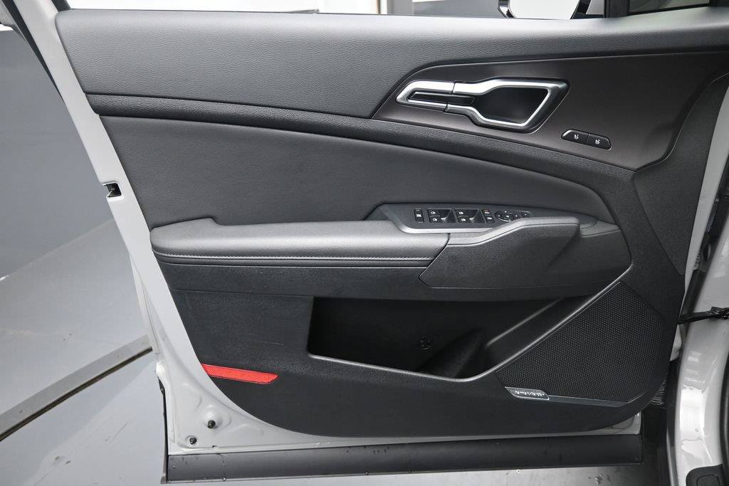 Used 2026 Kia Sportage SX FWD image 20