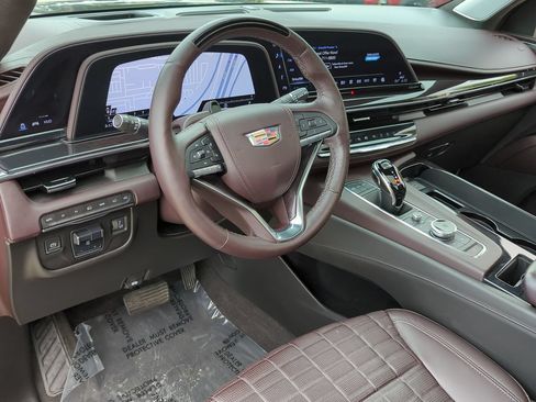 Used 2023 Cadillac Escalade Premium Luxury Platinum AWD/4WD image 9