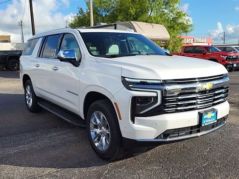 New 2025 Chevrolet Suburban Premier image 2