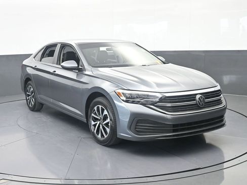 Used 2024 Volkswagen Jetta S FWD image 9