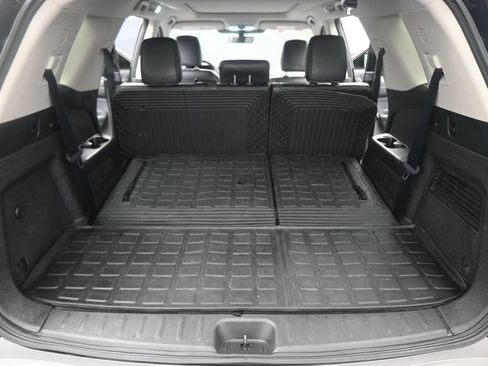Used 2024 Nissan Pathfinder Platinum w/ Cargo Package AWD/4WD image 18