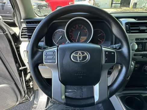 Used 2011 Toyota 4Runner SR5 AWD/4WD image 49