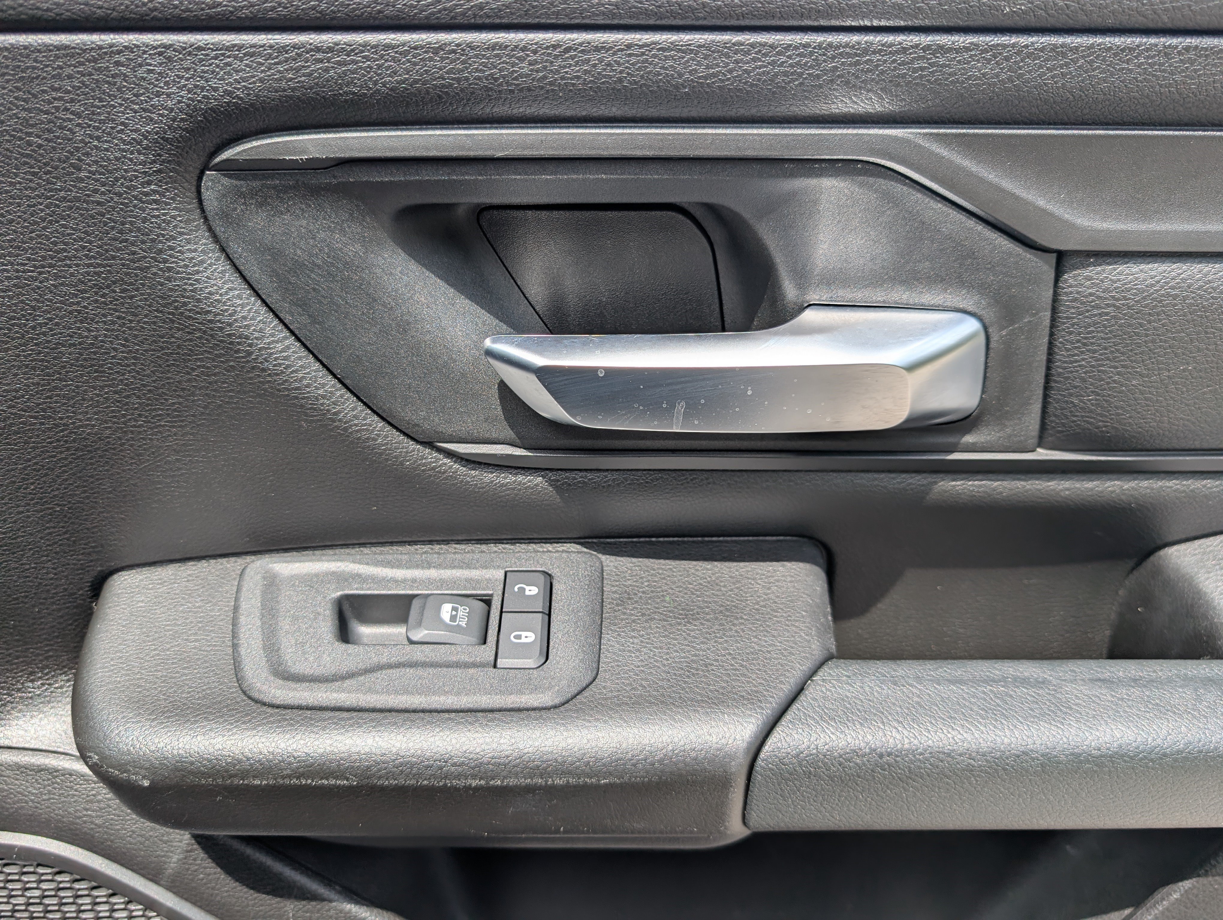 Used 2025 RAM 1500 Tradesman AWD/4WD image 21