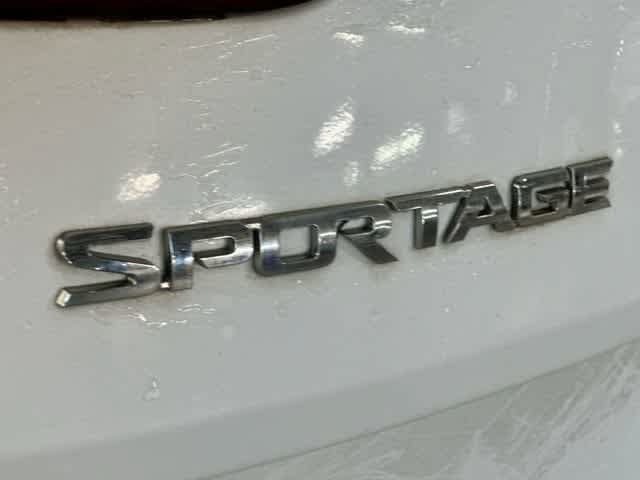 Used 2018 Kia Sportage EX AWD/4WD image 19