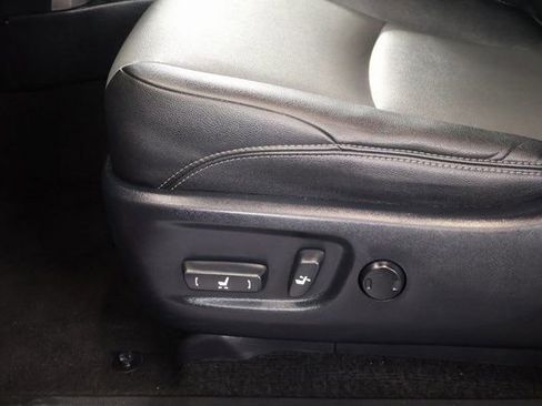 Used 2020 Toyota 4Runner SR5 Premium image 12