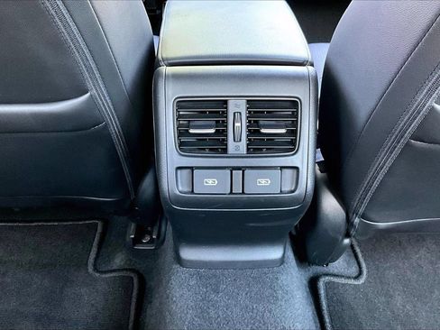 Used 2021 Honda Accord Sport image 16