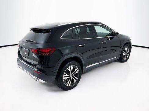 Used 2025 Mercedes-Benz GLA 250 image 8