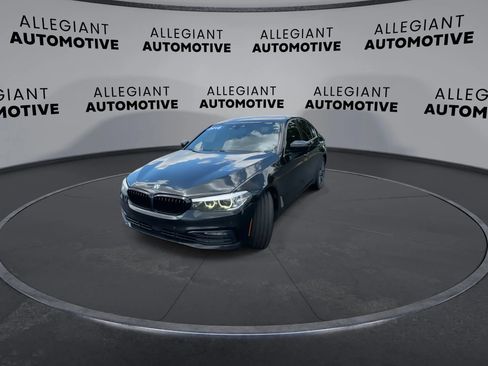 Used 2018 BMW 540i xDrive AWD/4WD image 5