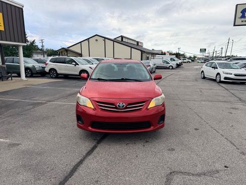 Used 2013 Toyota Corolla LE FWD image 3