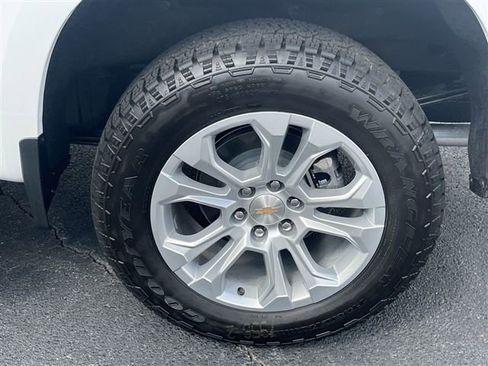 New 2025 Chevrolet Silverado 1500 LTZ image 33