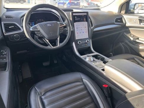 Used 2024 Ford Edge SEL image 12