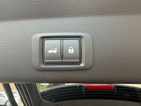 New 2026 Mitsubishi Outlander SE image 30