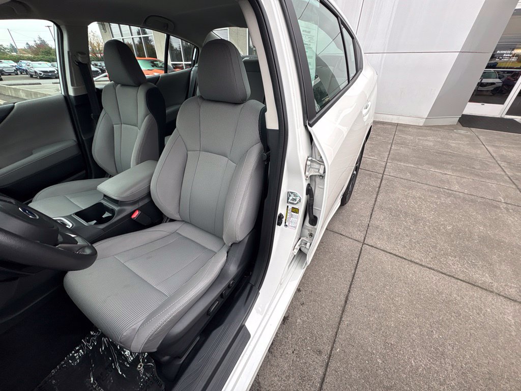 Used 2025 Subaru Legacy Premium AWD/4WD image 13