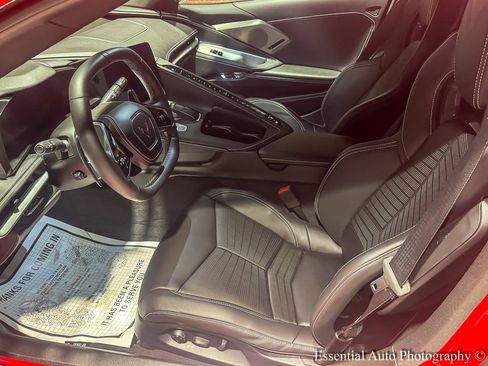 Used 2025 Chevrolet Corvette Stingray Preferred Cpe w/ 2LT image 14