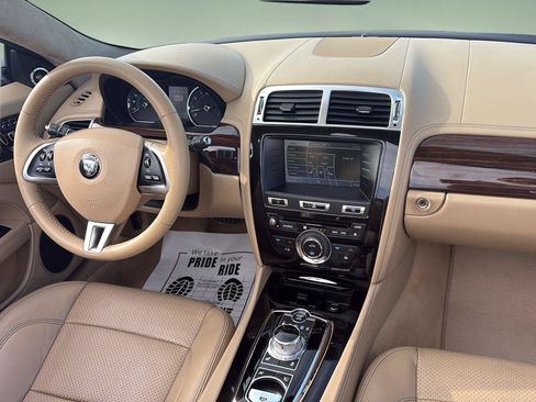 Used 2015 Jaguar XK Convertible RWD image 14