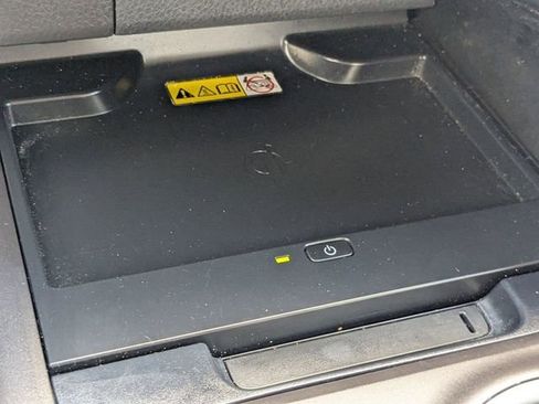 Used 2023 Toyota Camry XLE image 22