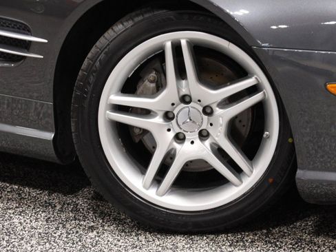 Used 2007 Mercedes-Benz SL 550 image 4