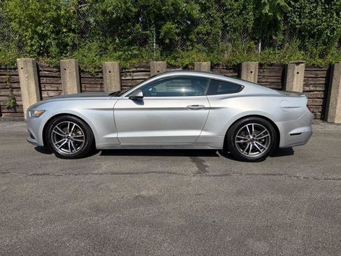 Used 2015 Ford Mustang Premium RWD image 6