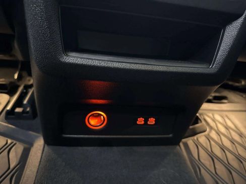 Used 2024 BMW X5 sDrive40i w/ M Sport Package image 20