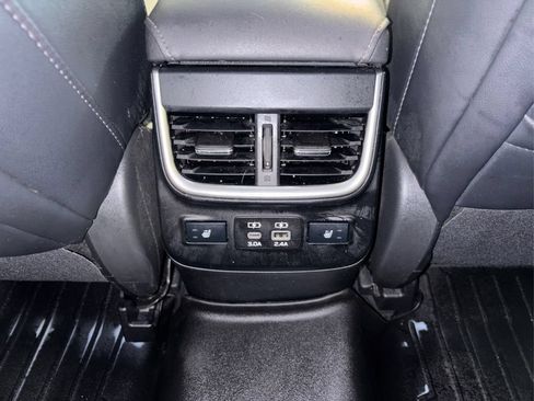 Used 2025 Subaru Outback Limited XT AWD/4WD image 32