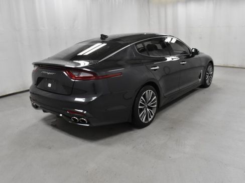 Used 2019 Kia Stinger Premium image 5