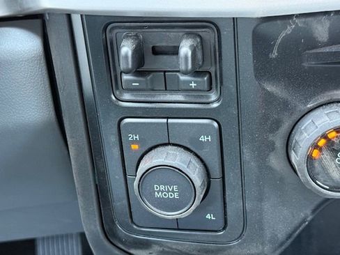 New 2025 Ford F550 4x4 Regular Cab Super Duty image 18