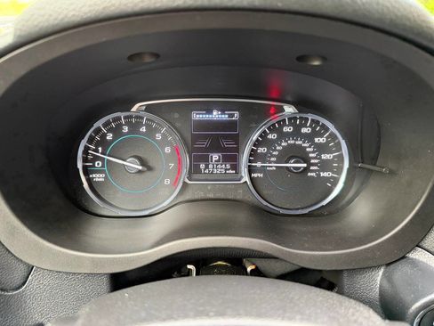 Used 2017 Subaru Forester 2.5i Touring AWD/4WD image 17