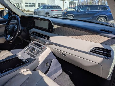 Used 2021 Hyundai Palisade Limited image 41