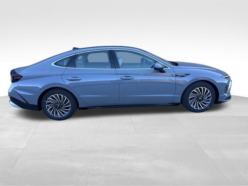 New 2026 Hyundai Sonata Limited image 8