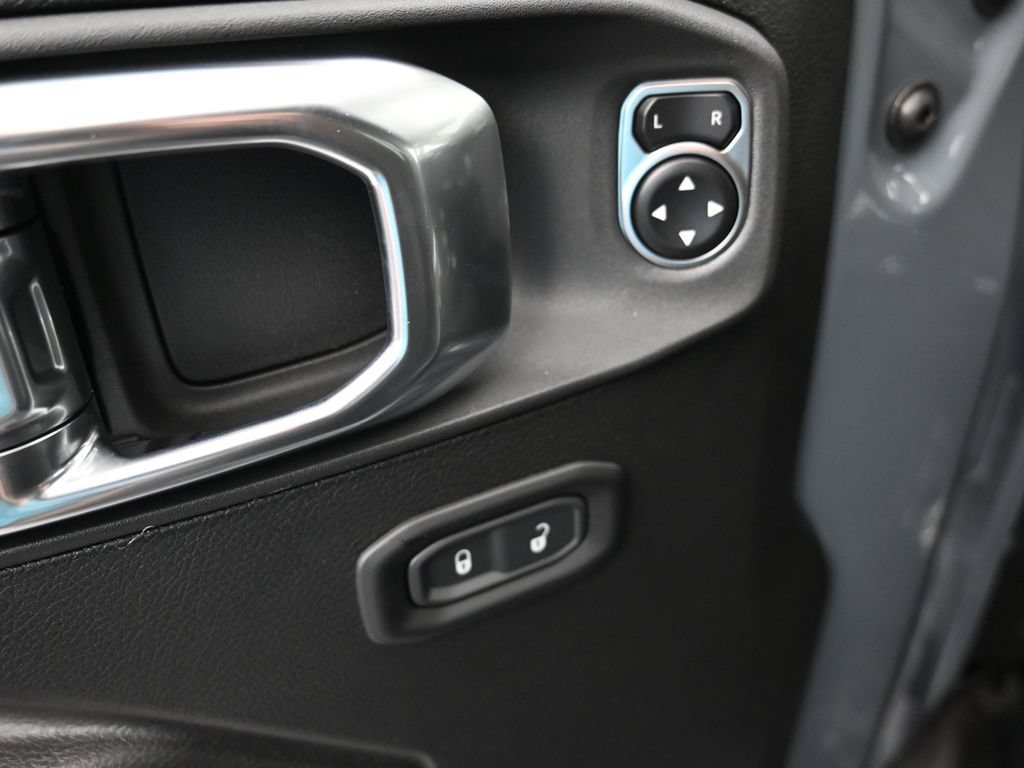 New 2026 Jeep Gladiator Sport AWD/4WD image 11