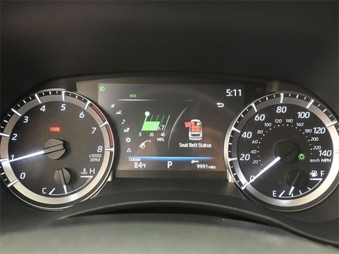 Used 2023 Toyota Highlander LE image 17