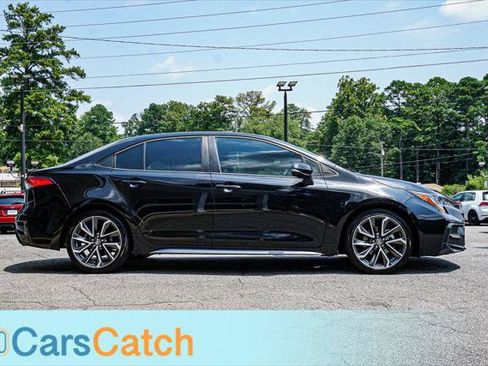 Used 2021 Toyota Corolla SE w/ SE Premium Package FWD image 11
